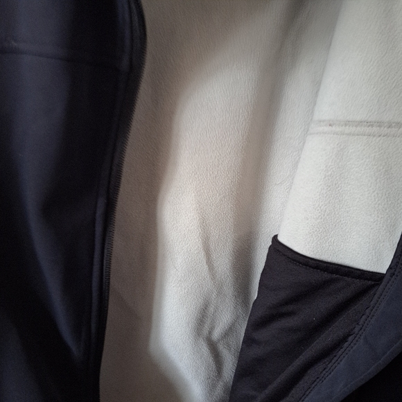 Cabela's Outerwear Black Jacket - Picture 6 of 8